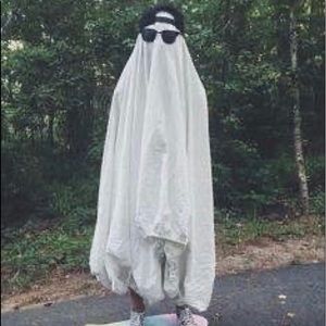 Meet your Posher, Sandy